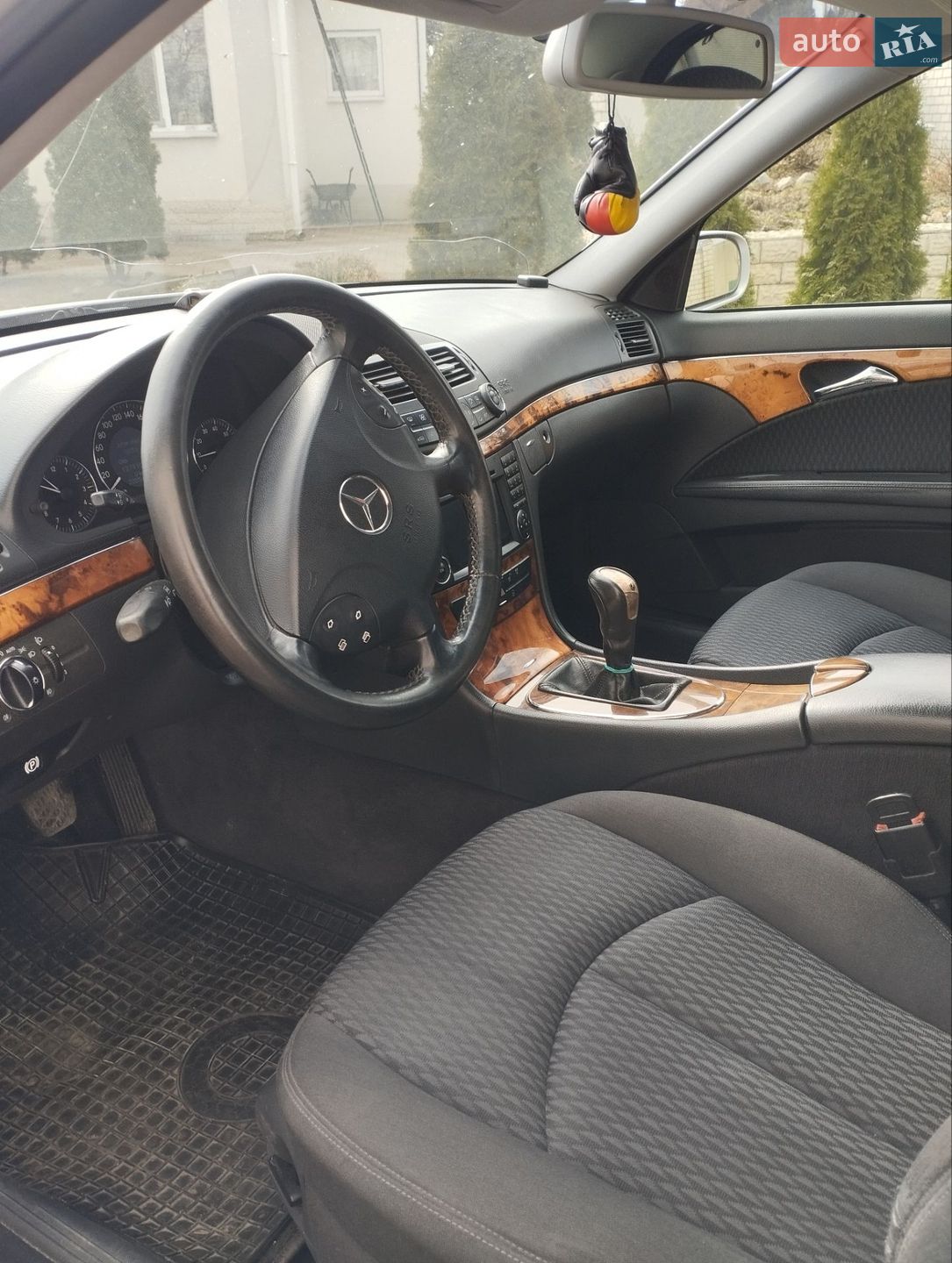 Mercedes-Benz E-Class 2004 VIN WDB2110421A670767 фото оголошення 3 з 5