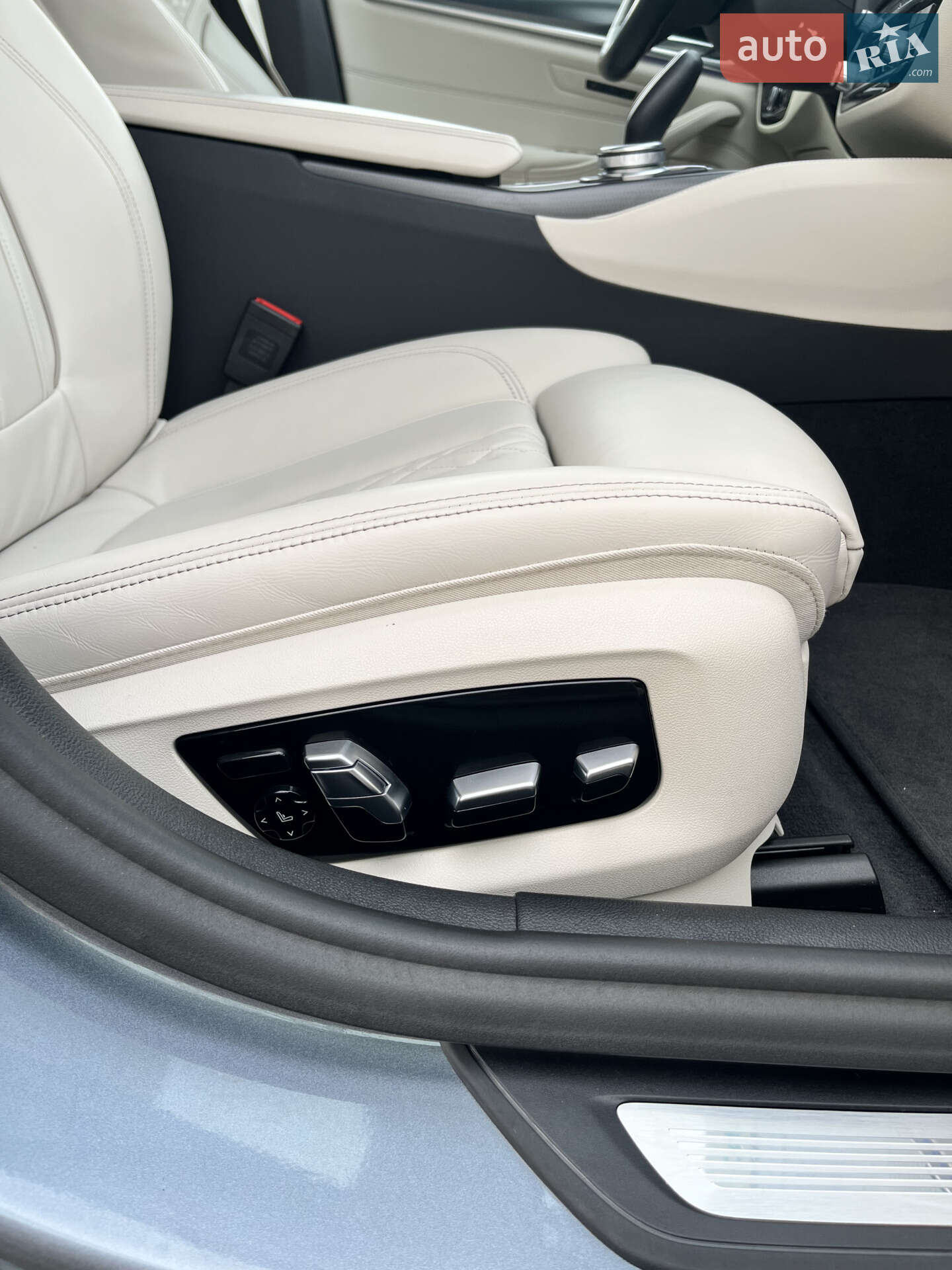 BMW 5 Series 2021 VIN WBA51AJ090CJ52619 фото оголошення 23 з 73