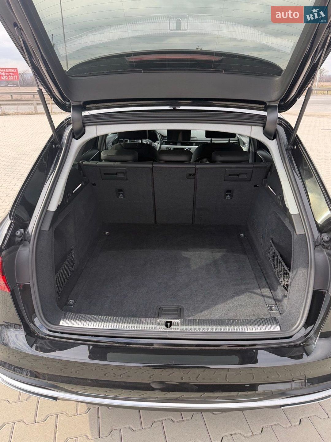 Audi A4 2022 VIN WAUZZZF43PA018327 фото оголошення 14 з 31