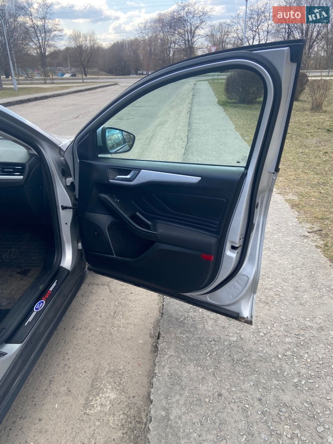Ford Focus 2019 VIN WF0PXXGCHPKJ20346 фото оголошення 28 з 64