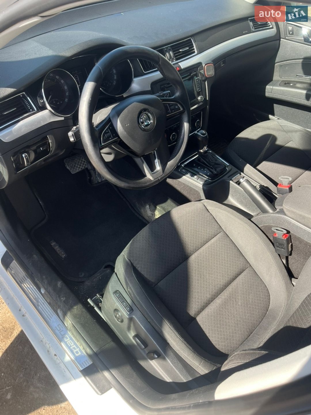 Skoda Superb 2013 VIN TMBJE73T4E9031565 фото оголошення 3 з 6