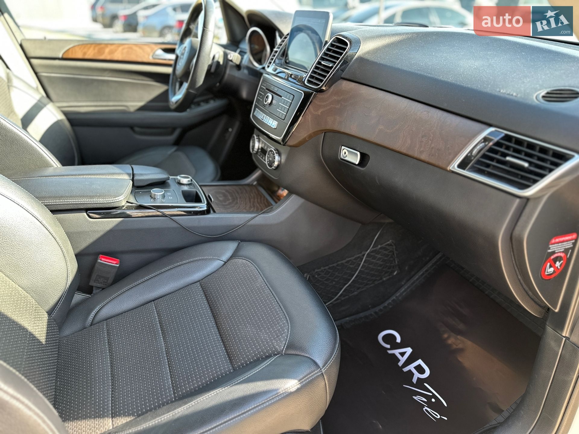 Mercedes-Benz GLE-Class 2018 VIN WDC1660041B126032 фото оголошення 34 з 41