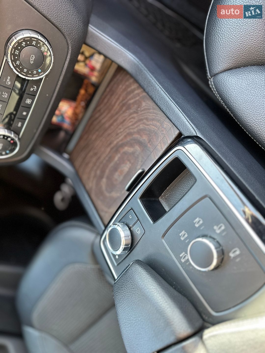 Mercedes-Benz GLE-Class 2018 VIN WDC1660041B126032 фото оголошення 36 з 41