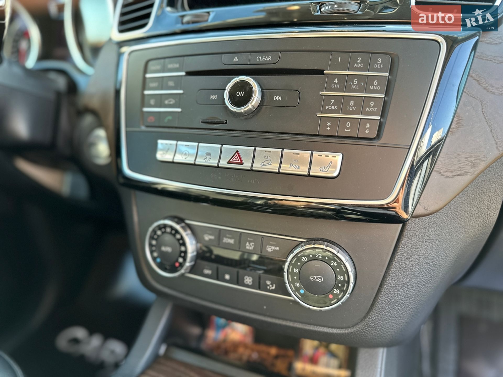Mercedes-Benz GLE-Class 2018 VIN WDC1660041B126032 фото оголошення 38 з 41
