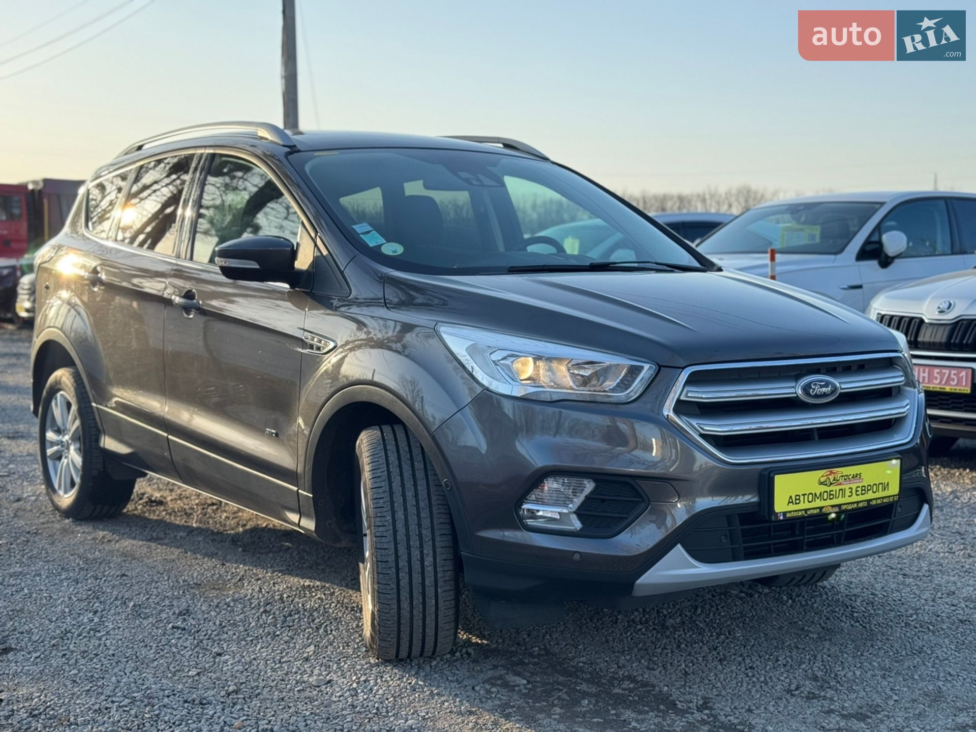 Ford Kuga 2018 VIN WF0AXXWPMAJJ11850 фото оголошення 2 з 37