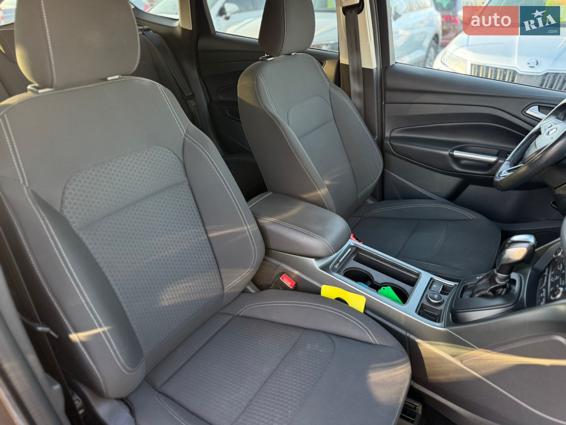 Ford Kuga 2018 VIN WF0AXXWPMAJJ11850 фото оголошення 12 з 37