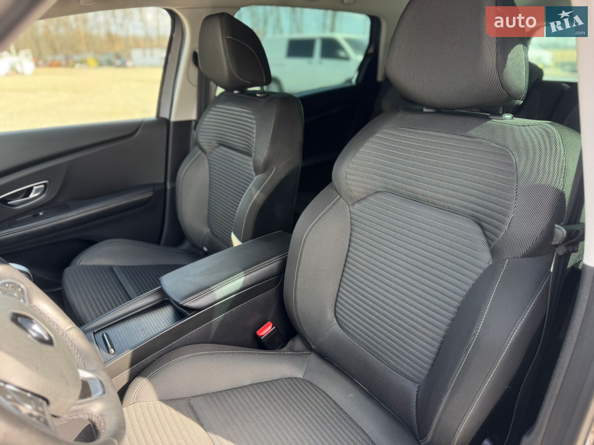 Renault Grand Scenic 2019 VIN VF1RFA00564442574 фото оголошення 14 з 46