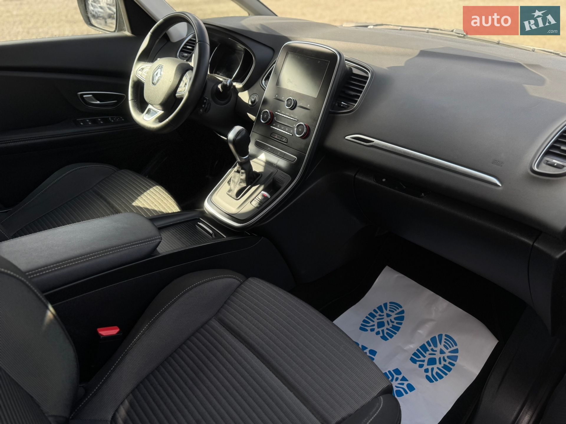Renault Grand Scenic 2019 VIN VF1RFA00564442574 фото оголошення 15 з 46