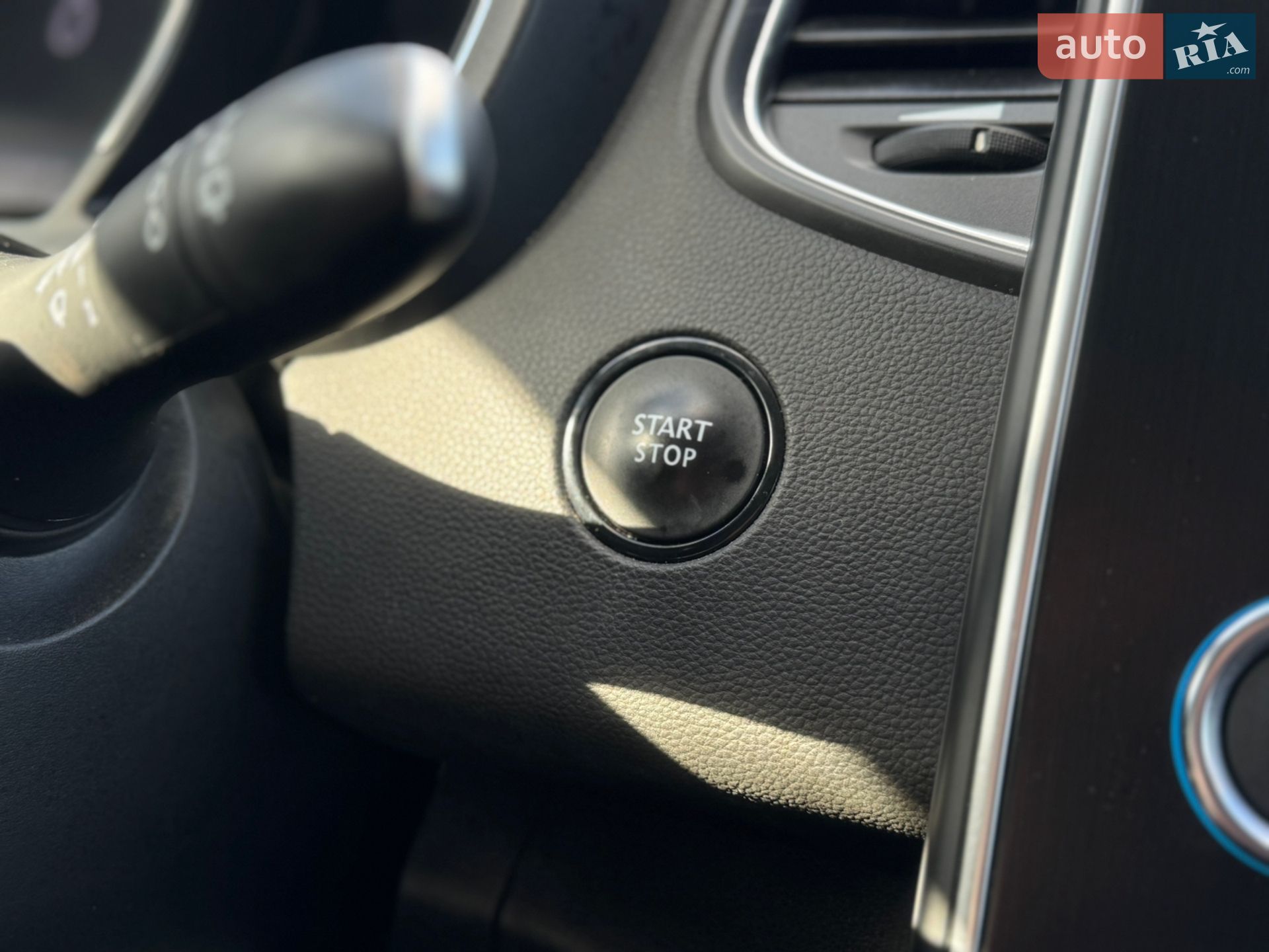 Renault Grand Scenic 2019 VIN VF1RFA00564442574 фото оголошення 35 з 46