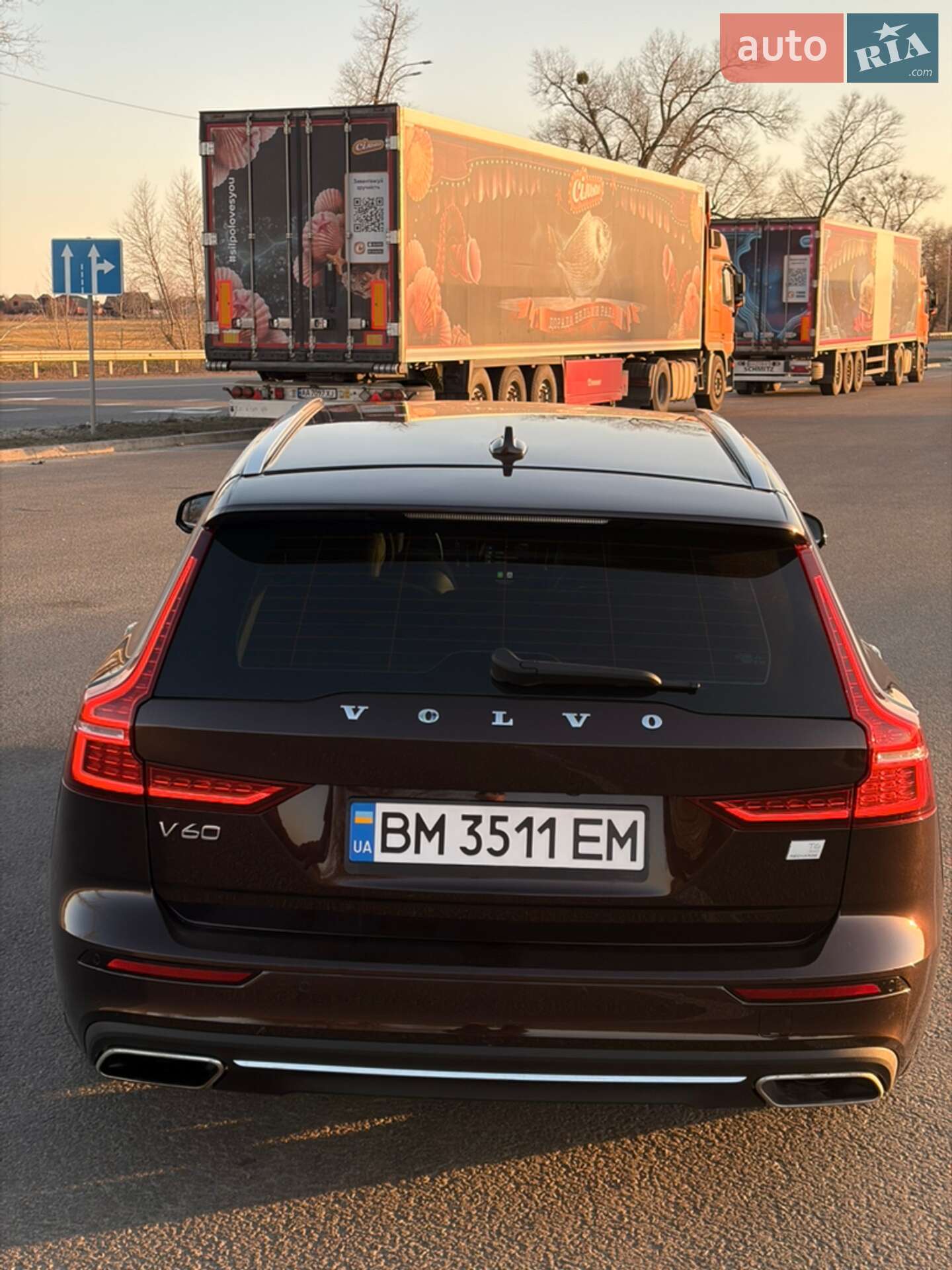 Volvo V60 2020 VIN YV1ZWBFVDM1425722 фото оголошення 4 з 32