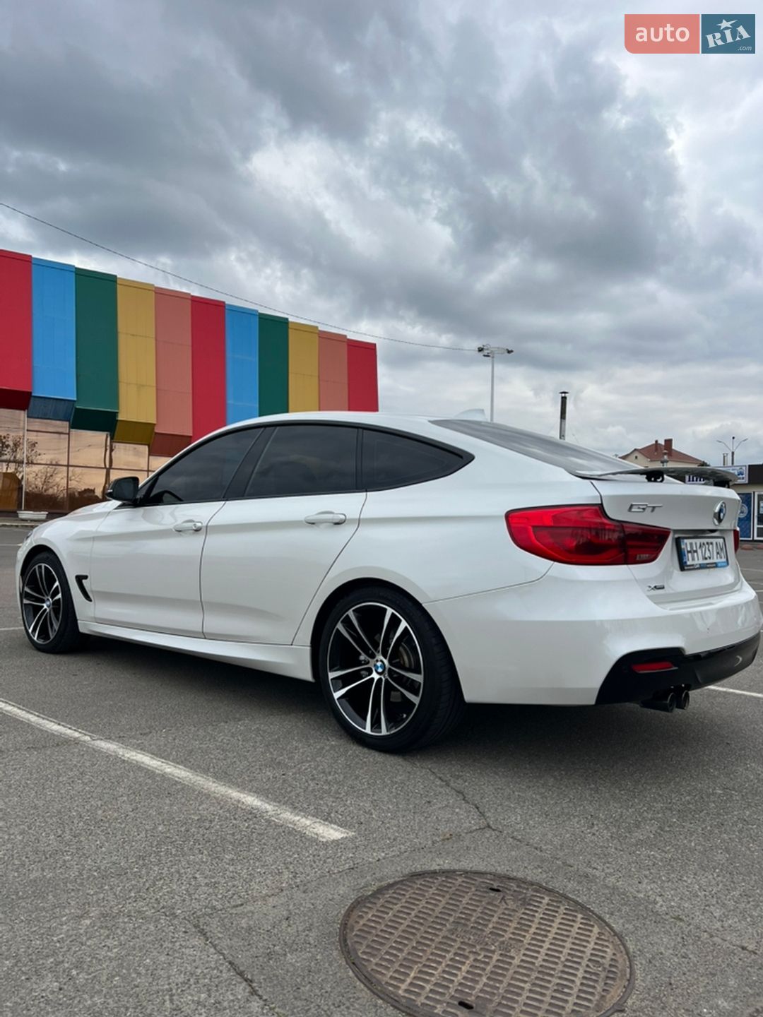 BMW 3 Series GT 2017 VIN WBA8Z9C54JG827963 фото оголошення 7 з 45
