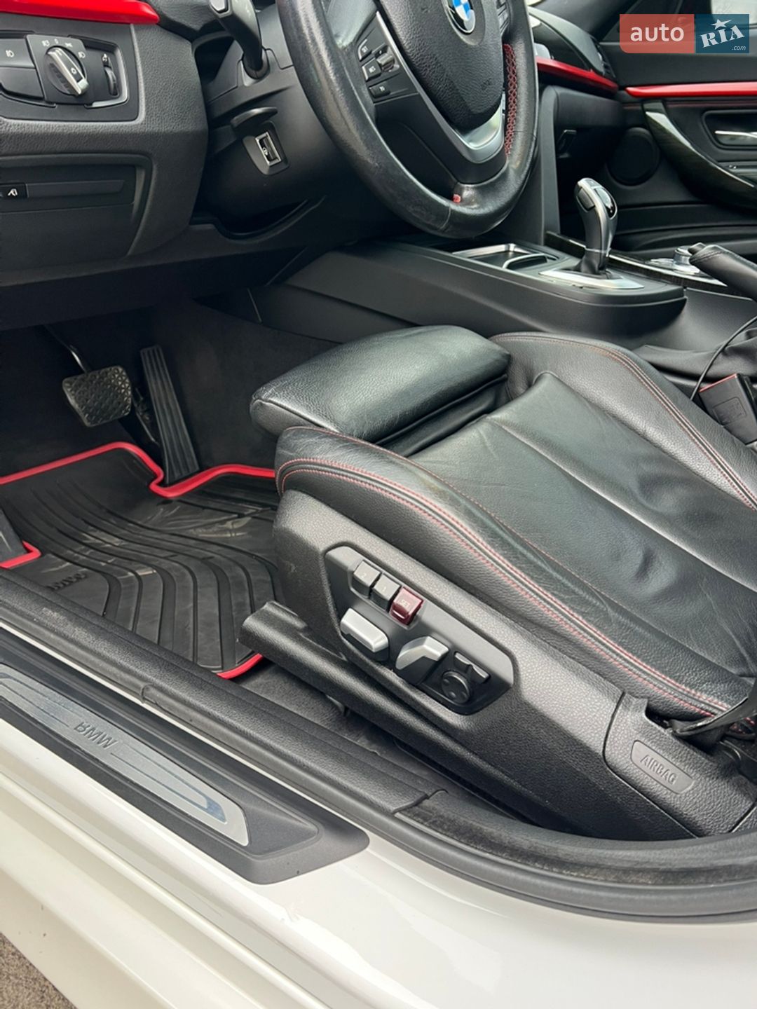 BMW 3 Series GT 2017 VIN WBA8Z9C54JG827963 фото оголошення 43 з 45