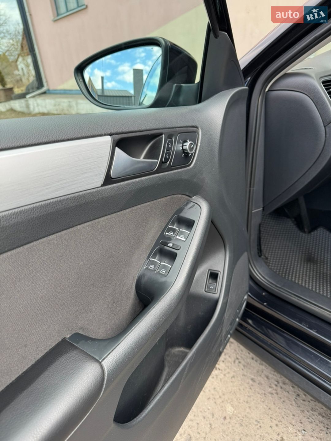 Volkswagen Jetta 2014 VIN WVWZZZ16ZEM066513 фото оголошення 16 з 27