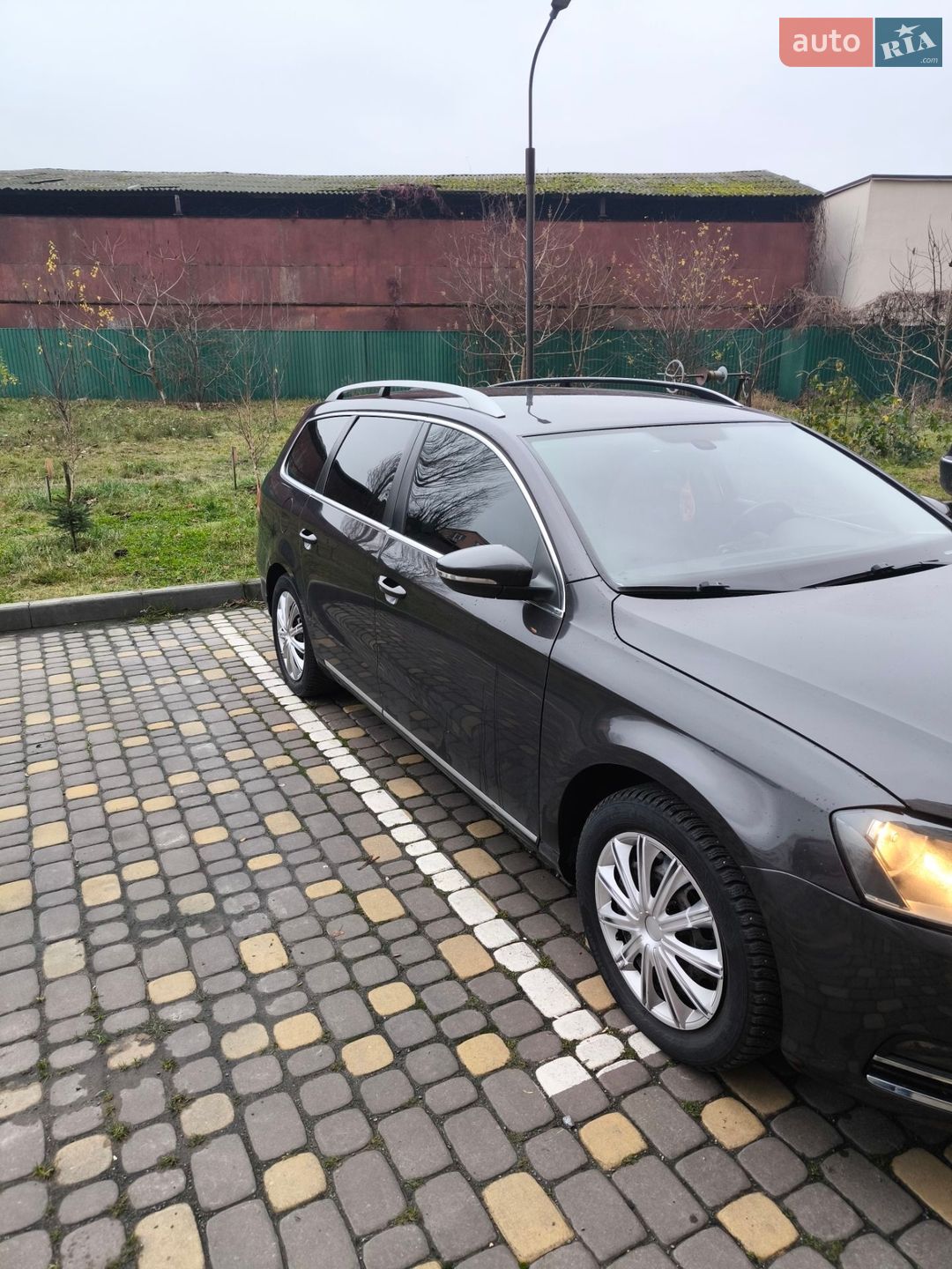 Volkswagen Passat 2011 VIN WVWZZZ3CZBE338323 фото оголошення 2 з 10