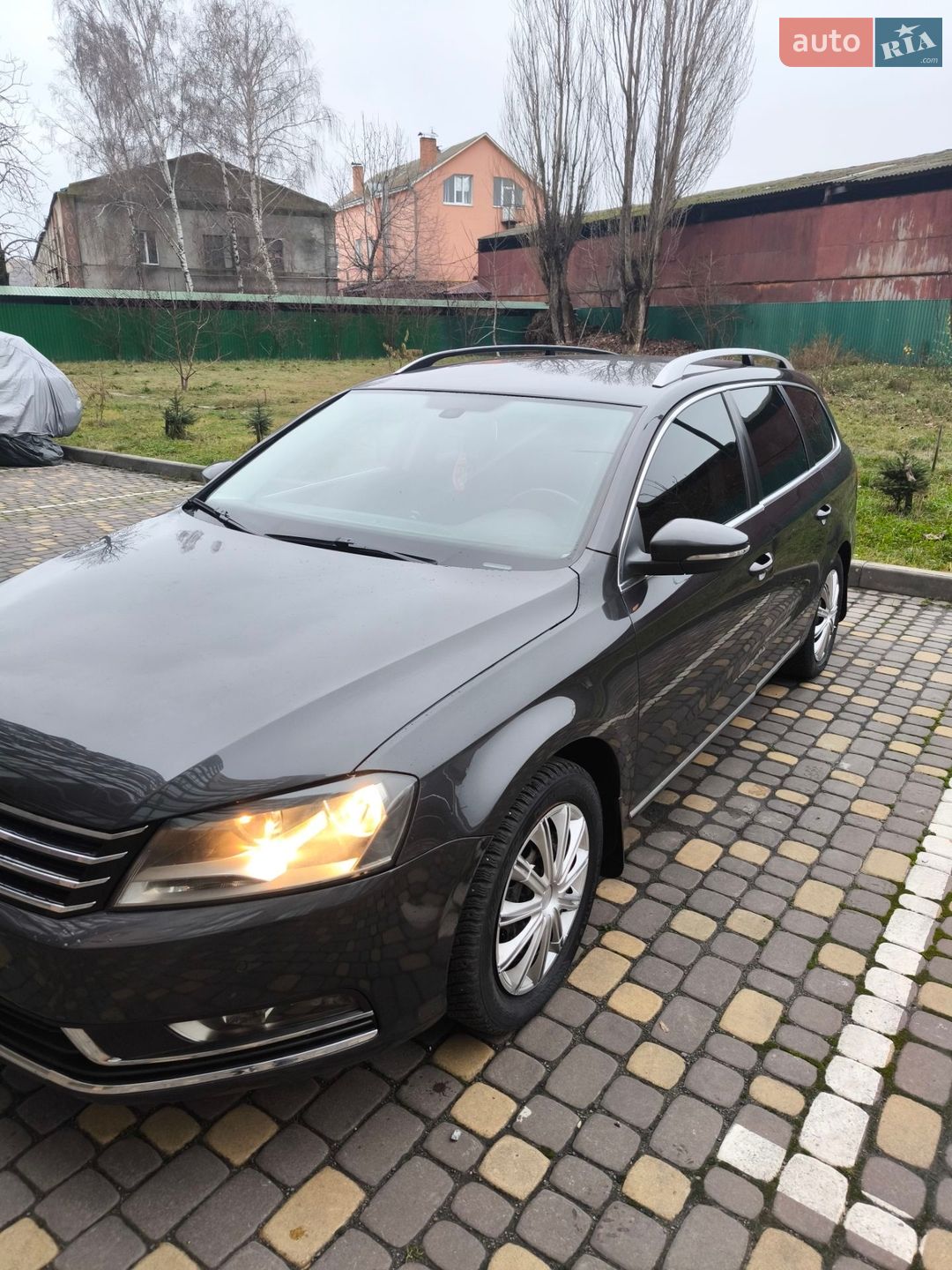 Volkswagen Passat 2011 VIN WVWZZZ3CZBE338323 фото оголошення 3 з 10