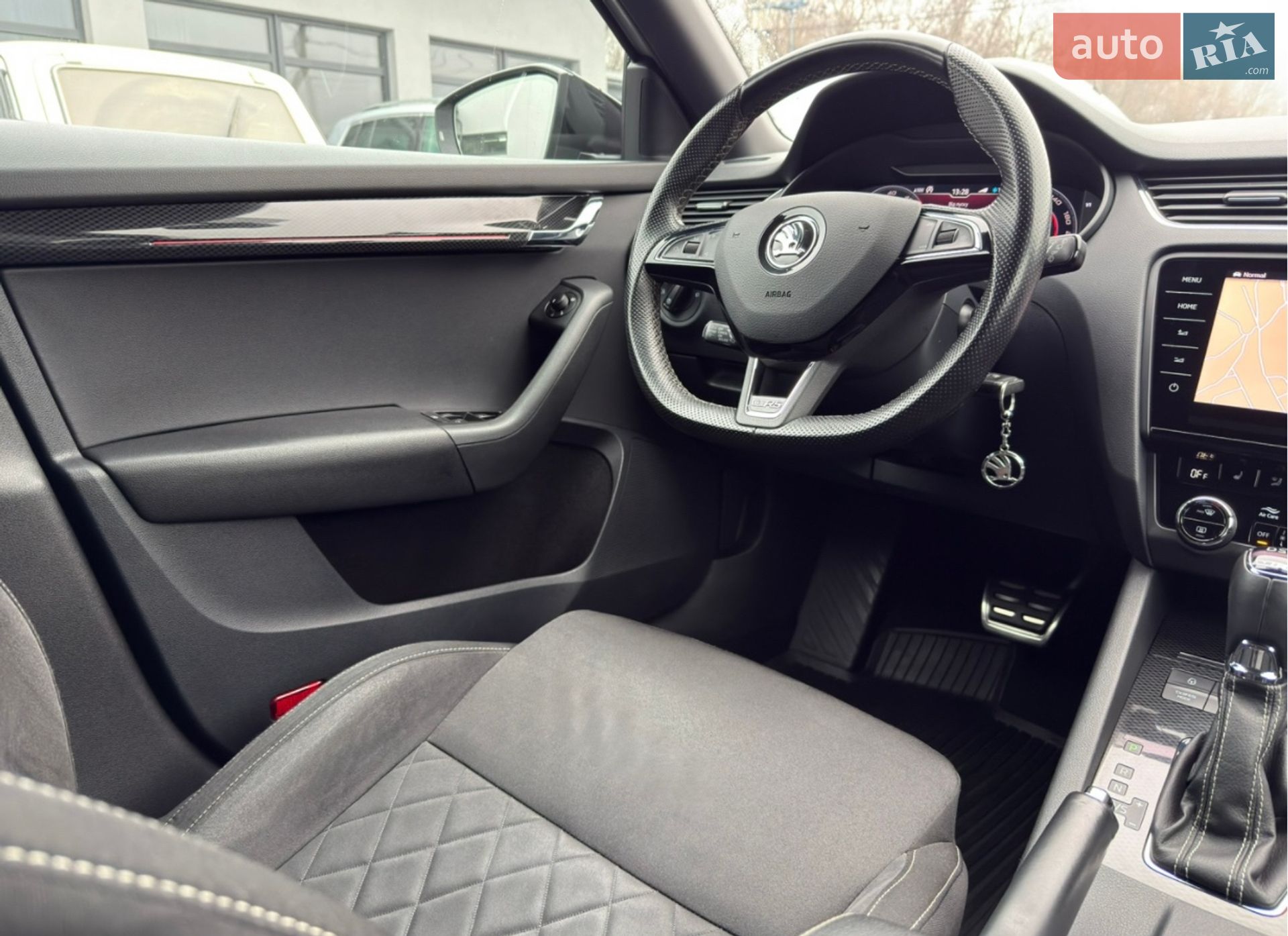 Skoda Octavia 2019 VIN TMBLK7NE1K0204166 фото оголошення 13 з 61