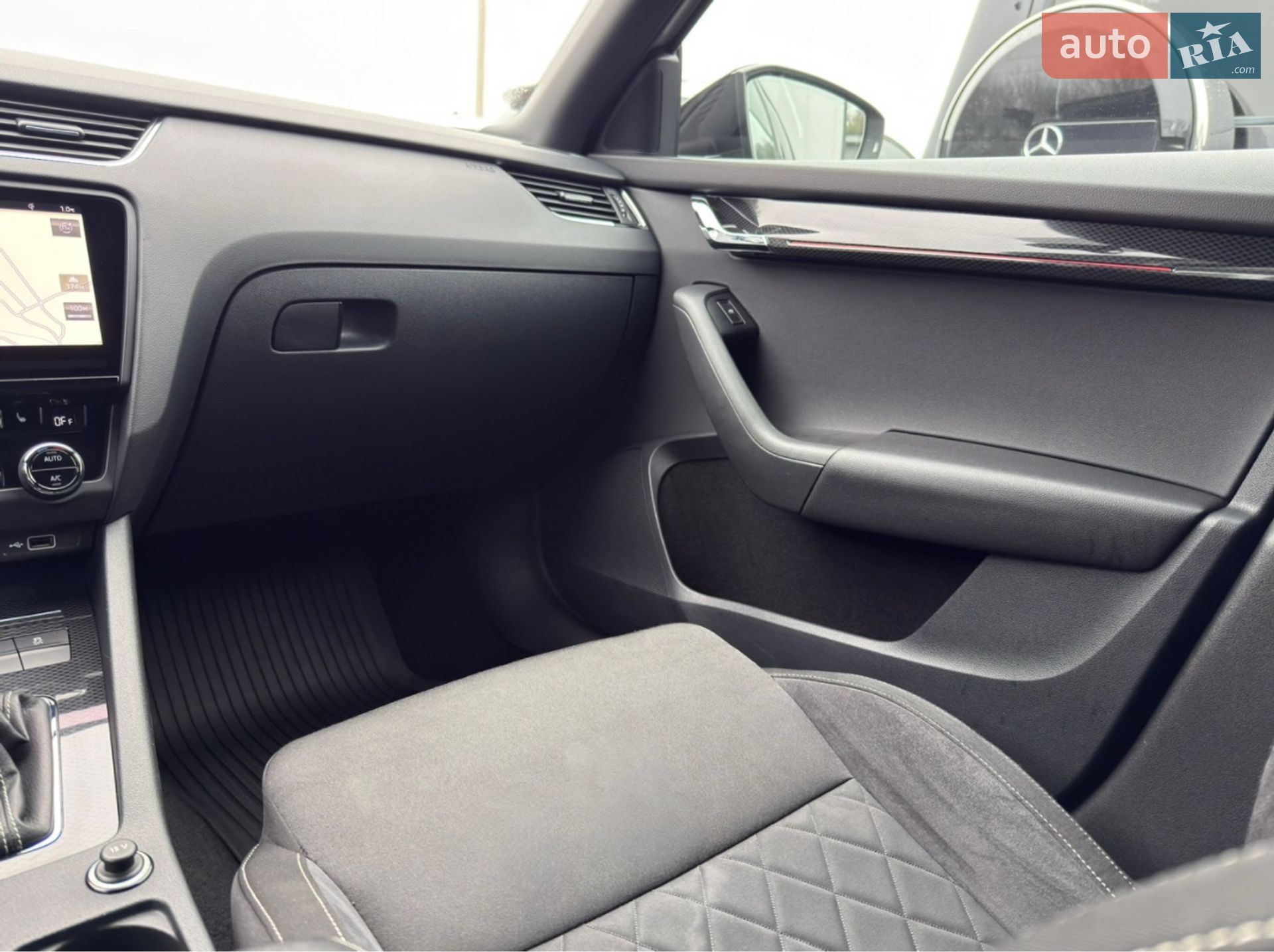 Skoda Octavia 2019 VIN TMBLK7NE1K0204166 фото оголошення 14 з 61