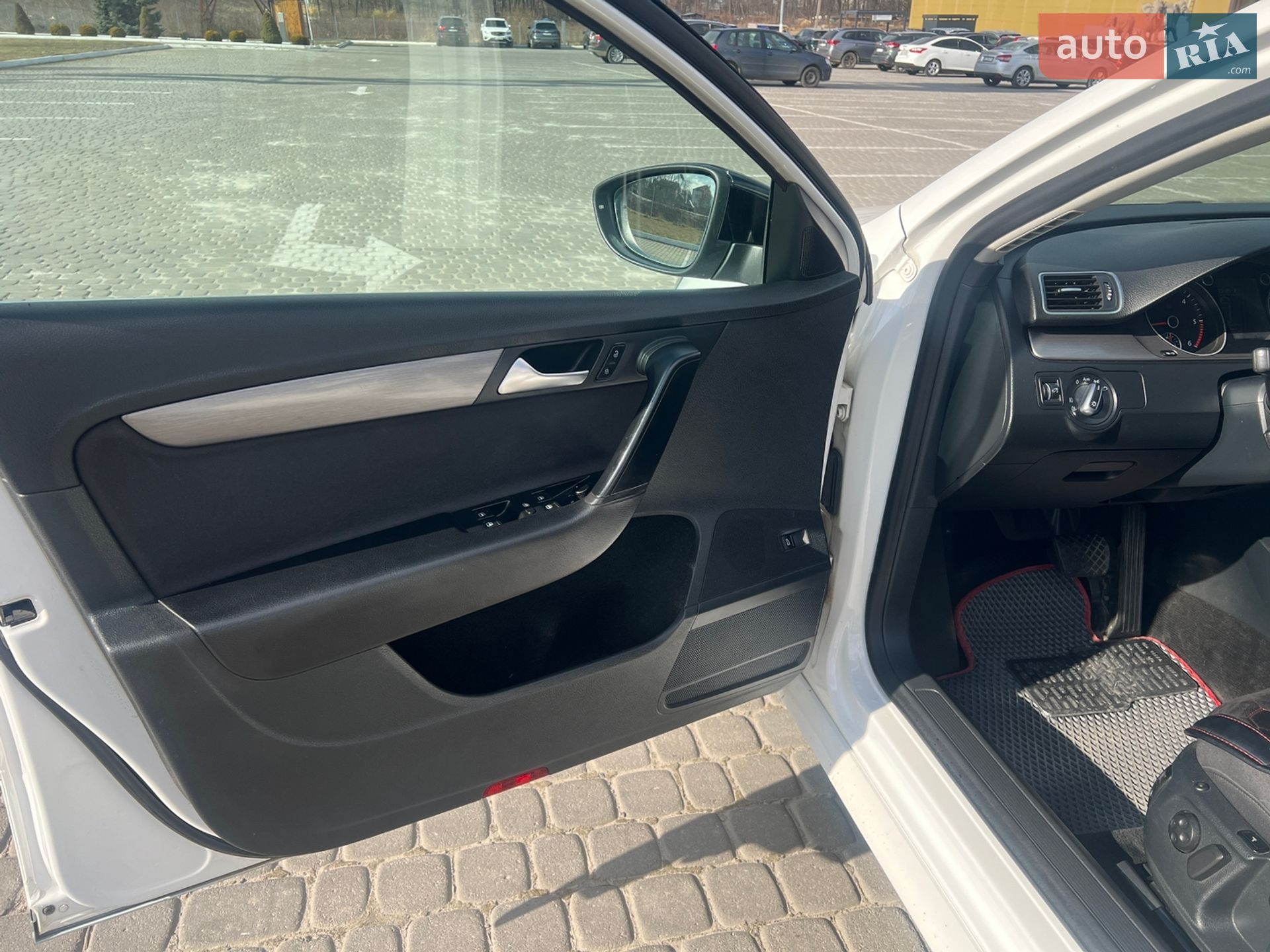 Volkswagen Passat 2014 VIN WVWZZZ3CZFE065363 фото оголошення 9 з 21