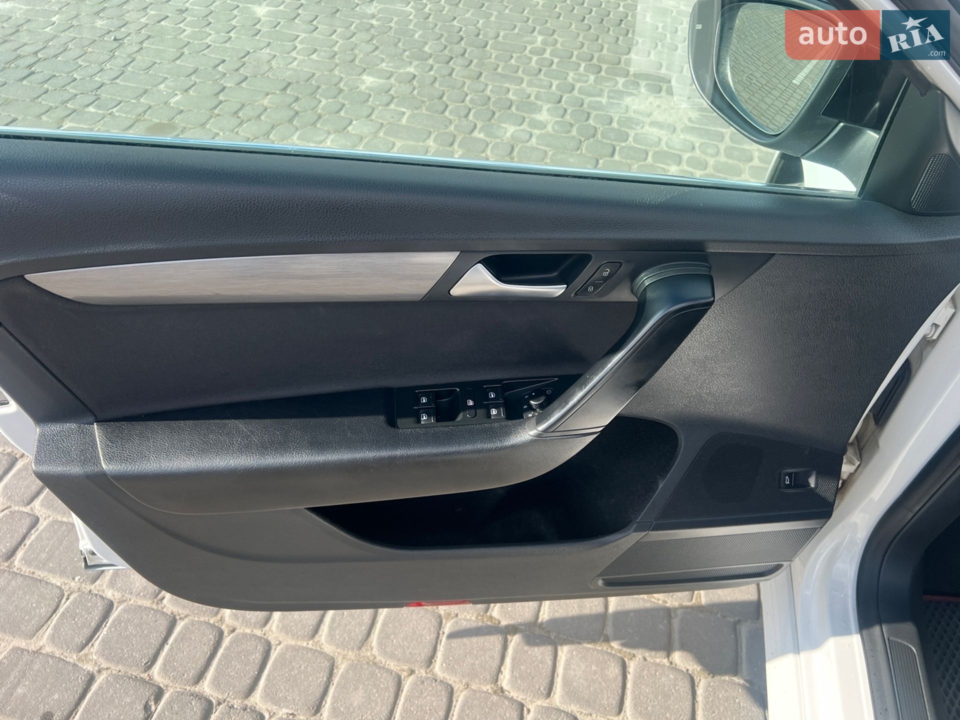 Volkswagen Passat 2014 VIN WVWZZZ3CZFE065363 фото оголошення 10 з 21