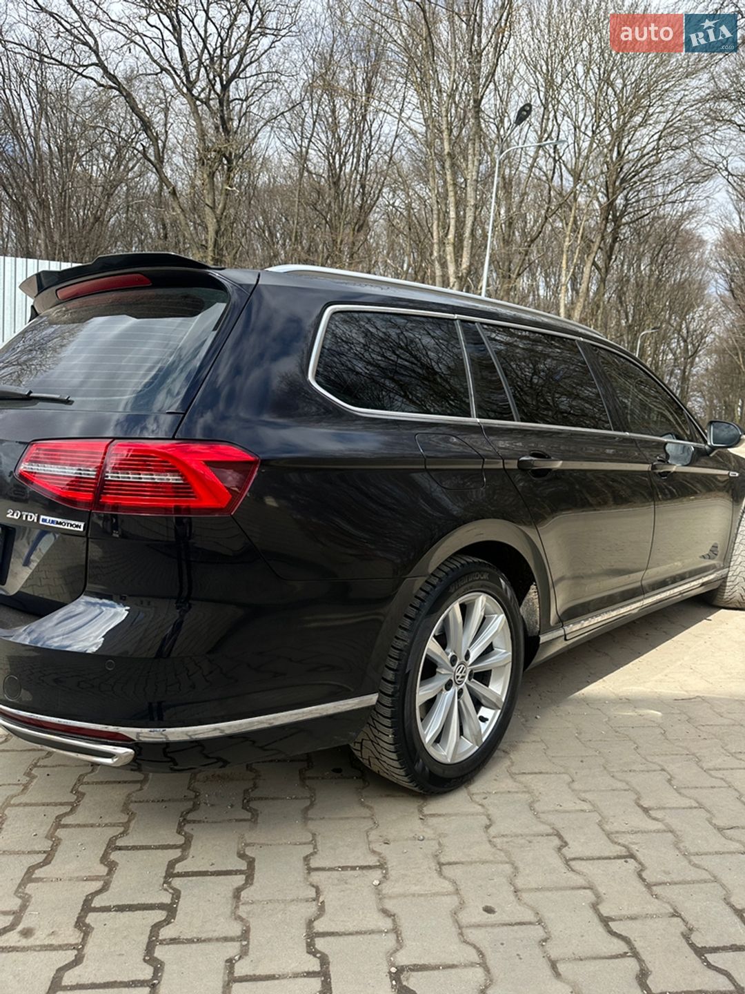 Volkswagen Passat 2017 VIN WVWZZZ3CZHP028684 фото оголошення 8 з 31