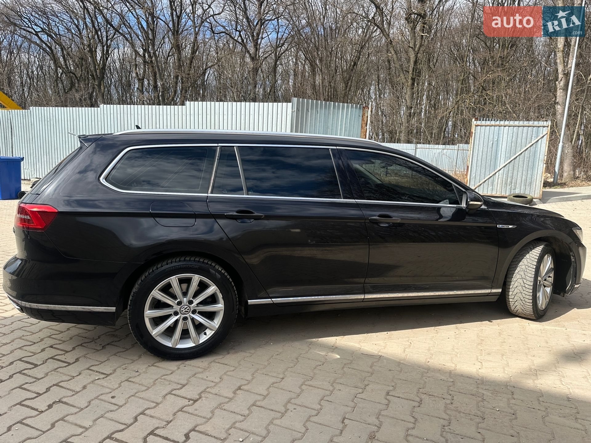 Volkswagen Passat 2017 VIN WVWZZZ3CZHP028684 фото оголошення 10 з 31