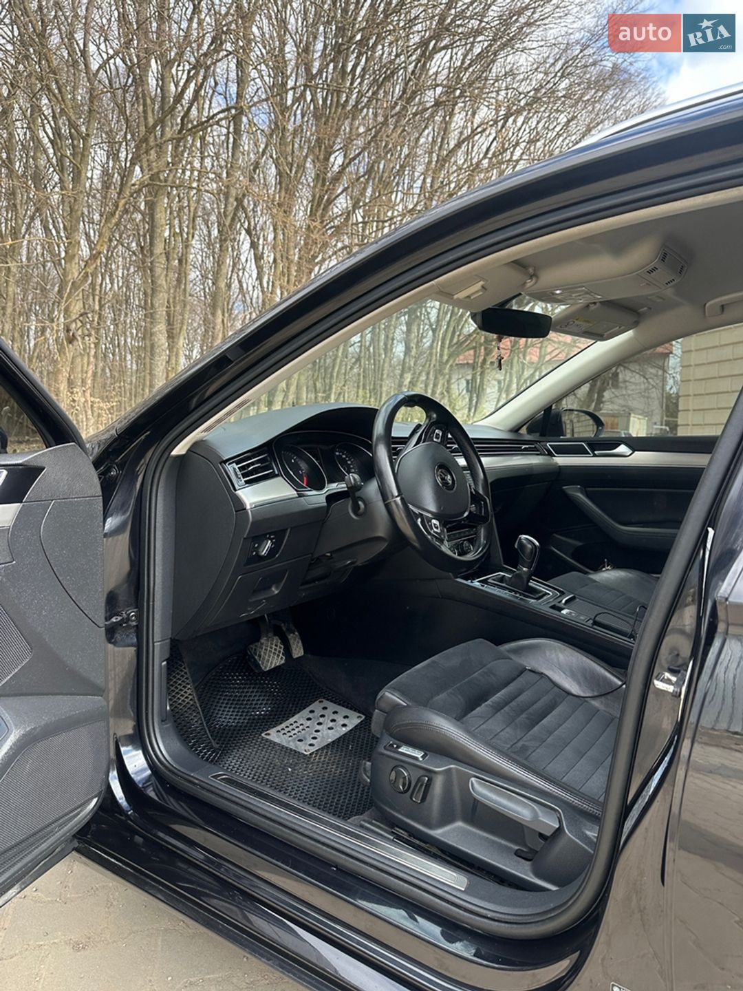 Volkswagen Passat 2017 VIN WVWZZZ3CZHP028684 фото оголошення 17 з 31