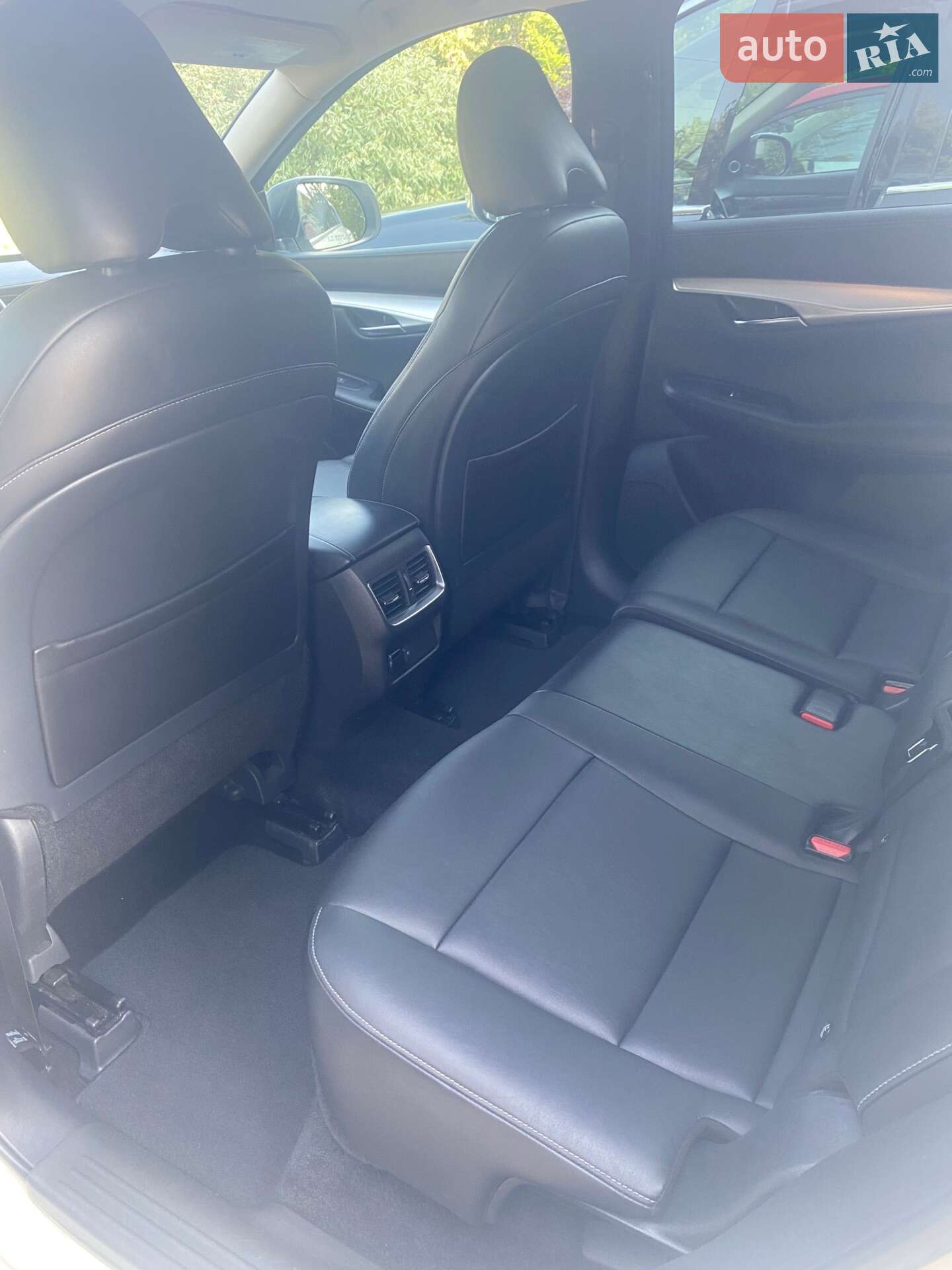 Infiniti QX50 2018 VIN 3PCAJ5M36KF112874 фото оголошення 10 з 17