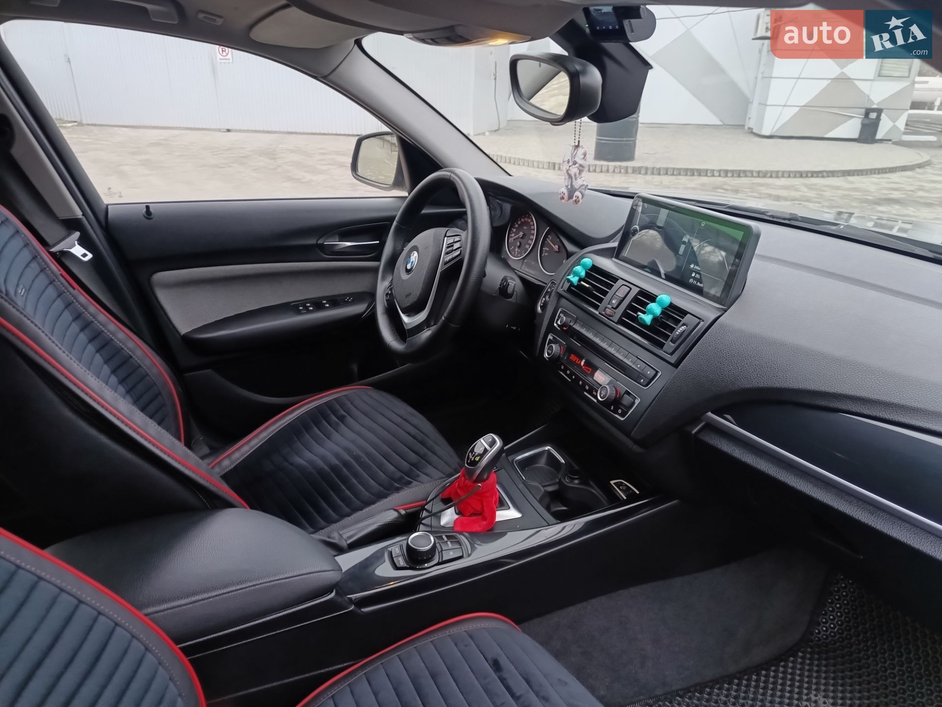 BMW 1 Series 2011 VIN WBA1C31030E891302 фото оголошення 28 з 38