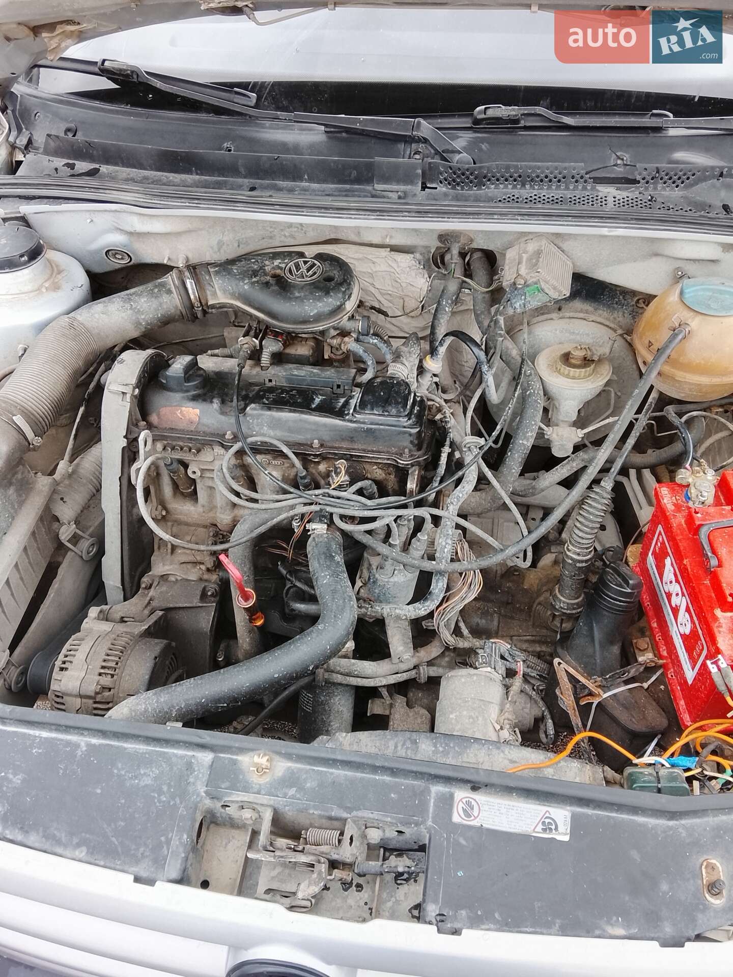 Volkswagen Vento 1994 VIN WVWZZZ1HZRW104274 фото оголошення 3 з 12