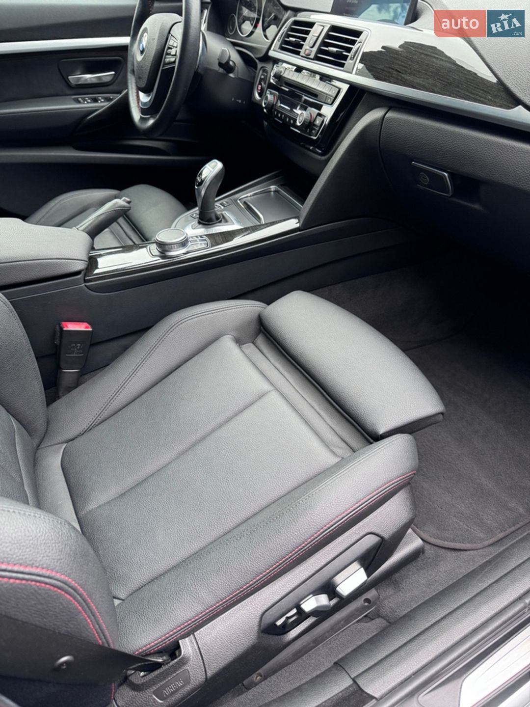 BMW 3 Series GT 2017 VIN WBA8Z9C52JG828741 фото оголошення 48 з 57