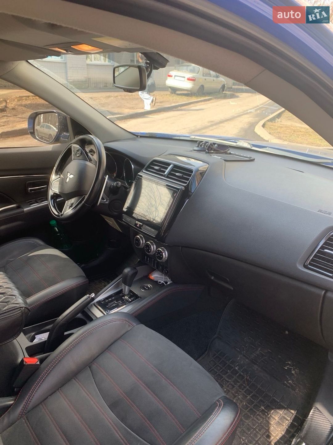 Mitsubishi ASX 2020 VIN JMBXTGA2WLU000655 фото оголошення 3 з 4