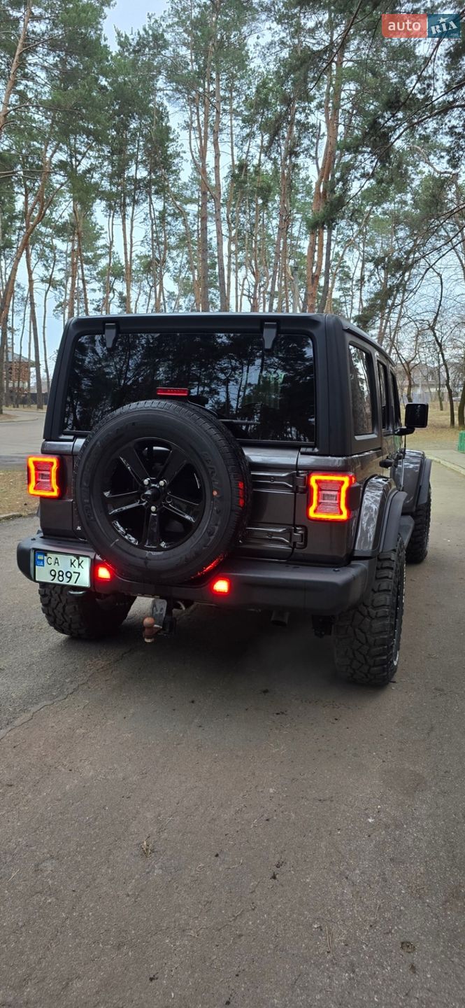 Jeep Wrangler 2022 VIN 1C4HJXDN9NW194577 фото оголошення 4 з 17