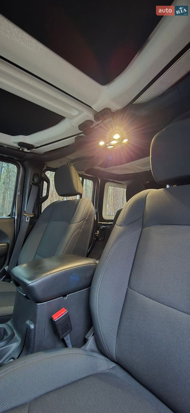Jeep Wrangler 2022 VIN 1C4HJXDN9NW194577 фото оголошення 15 з 17