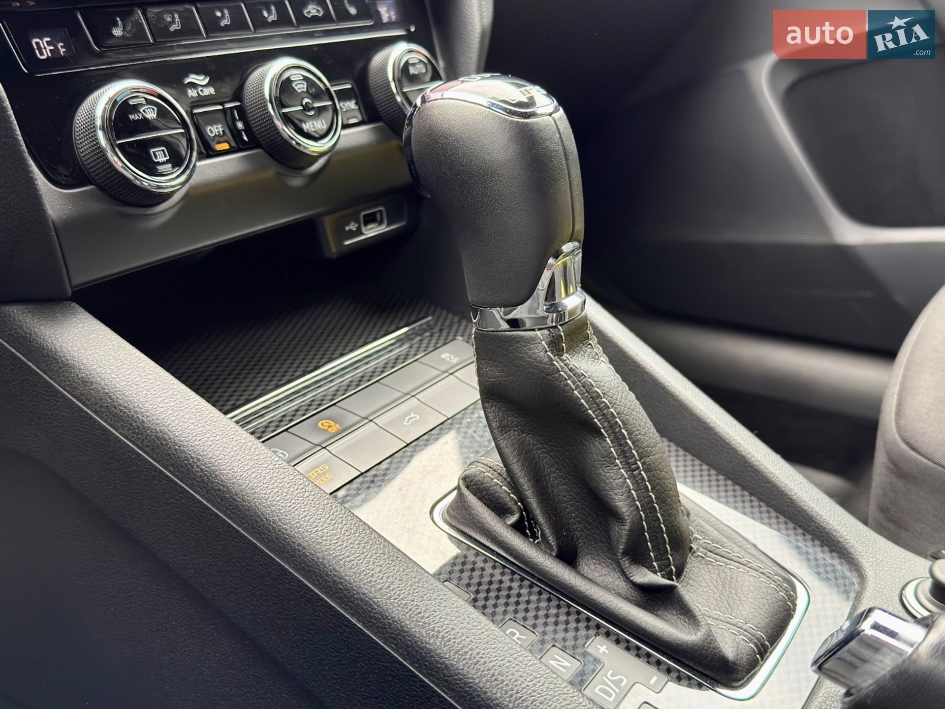 Skoda Octavia 2019 VIN TMBLK7NE1K0204166 фото оголошення 51 з 61