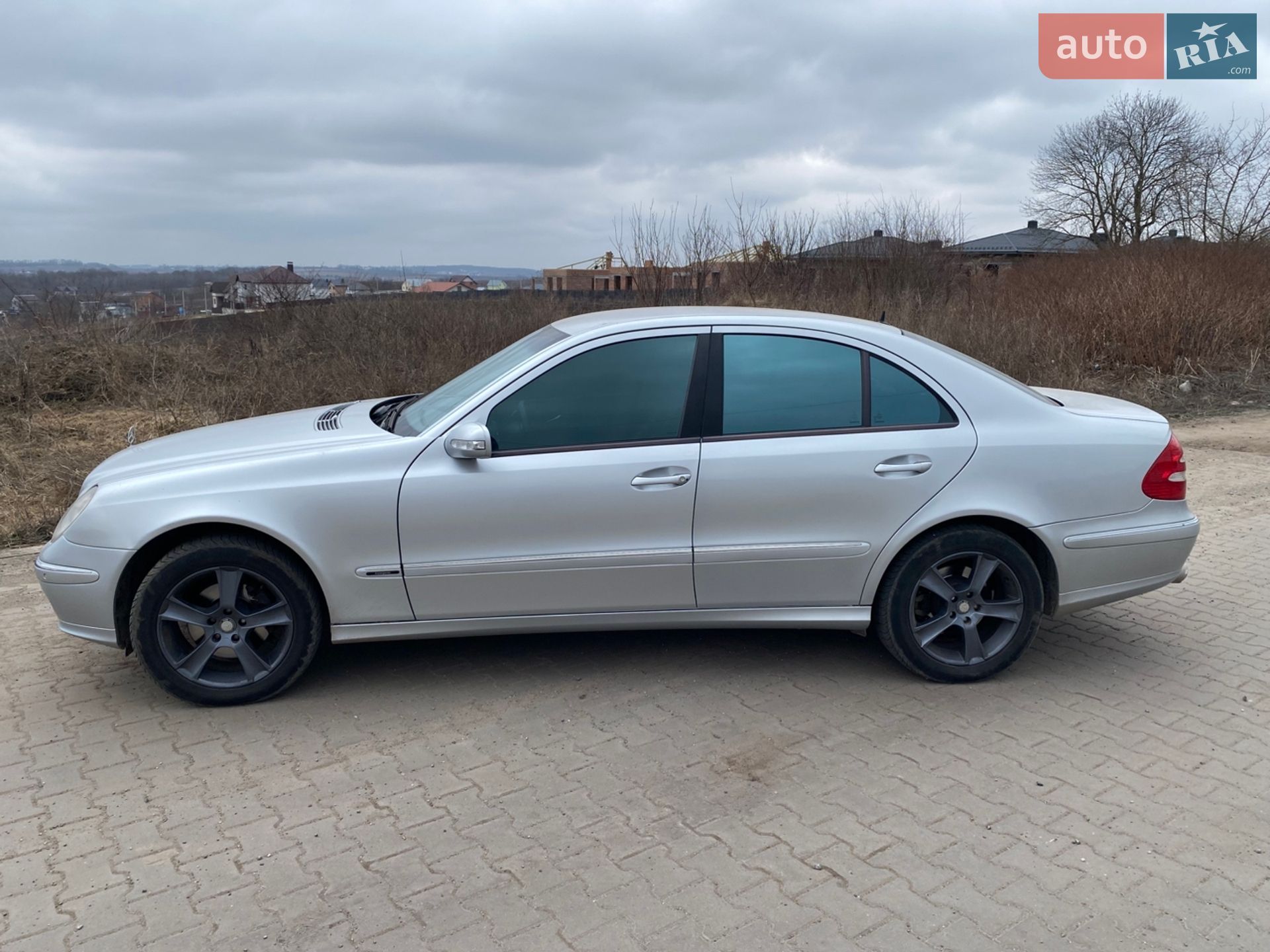 Mercedes-Benz E-Class 2005 VIN WDB2110871X190088 фото оголошення 4 з 32