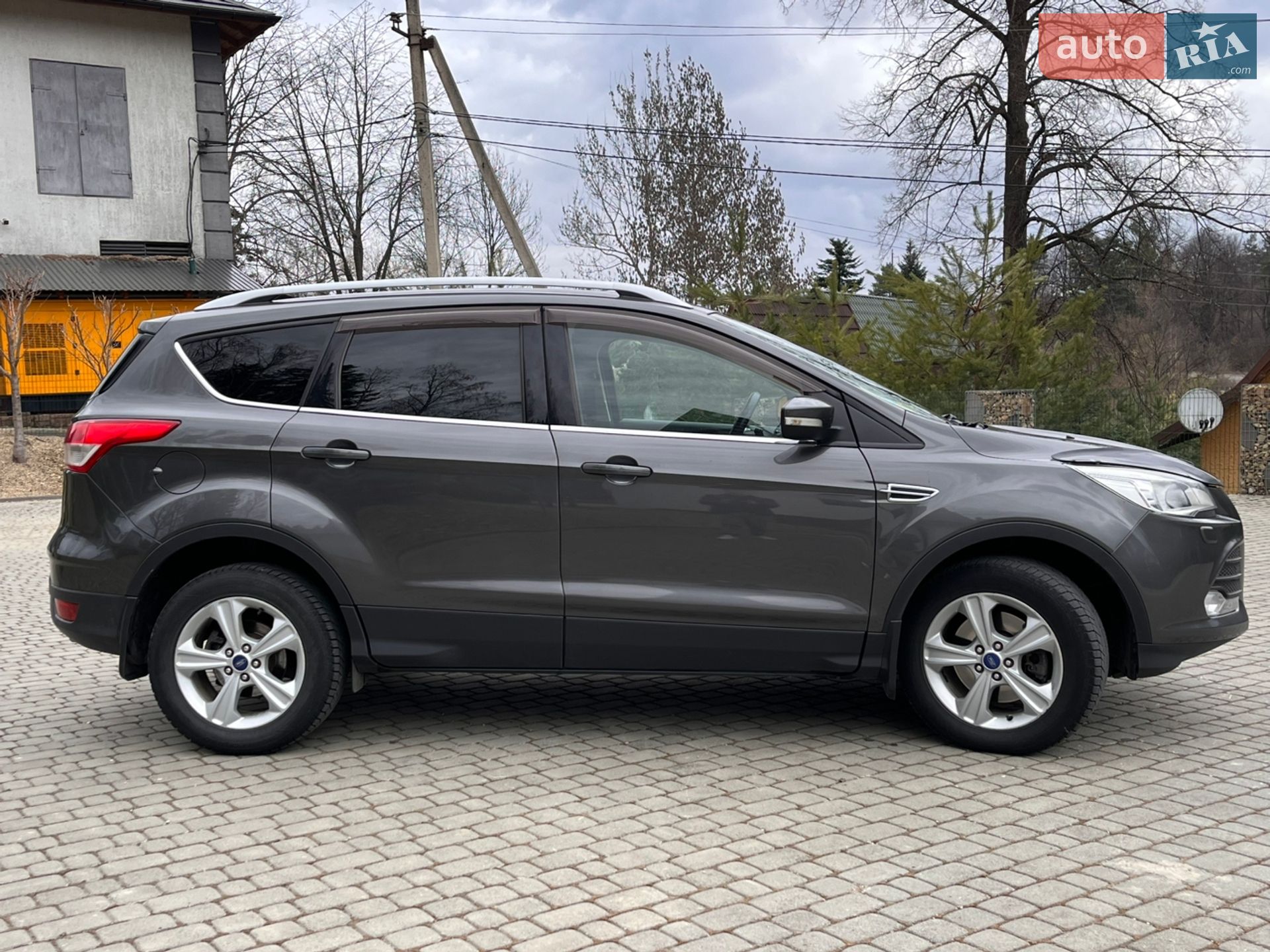 Ford Kuga 2016 VIN WF0AXXWPMAGR69960 фото оголошення 3 з 25