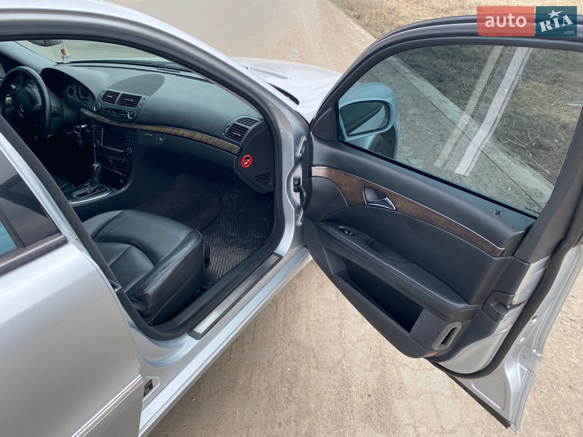 Mercedes-Benz E-Class 2005 VIN WDB2110871X190088 фото оголошення 22 з 32