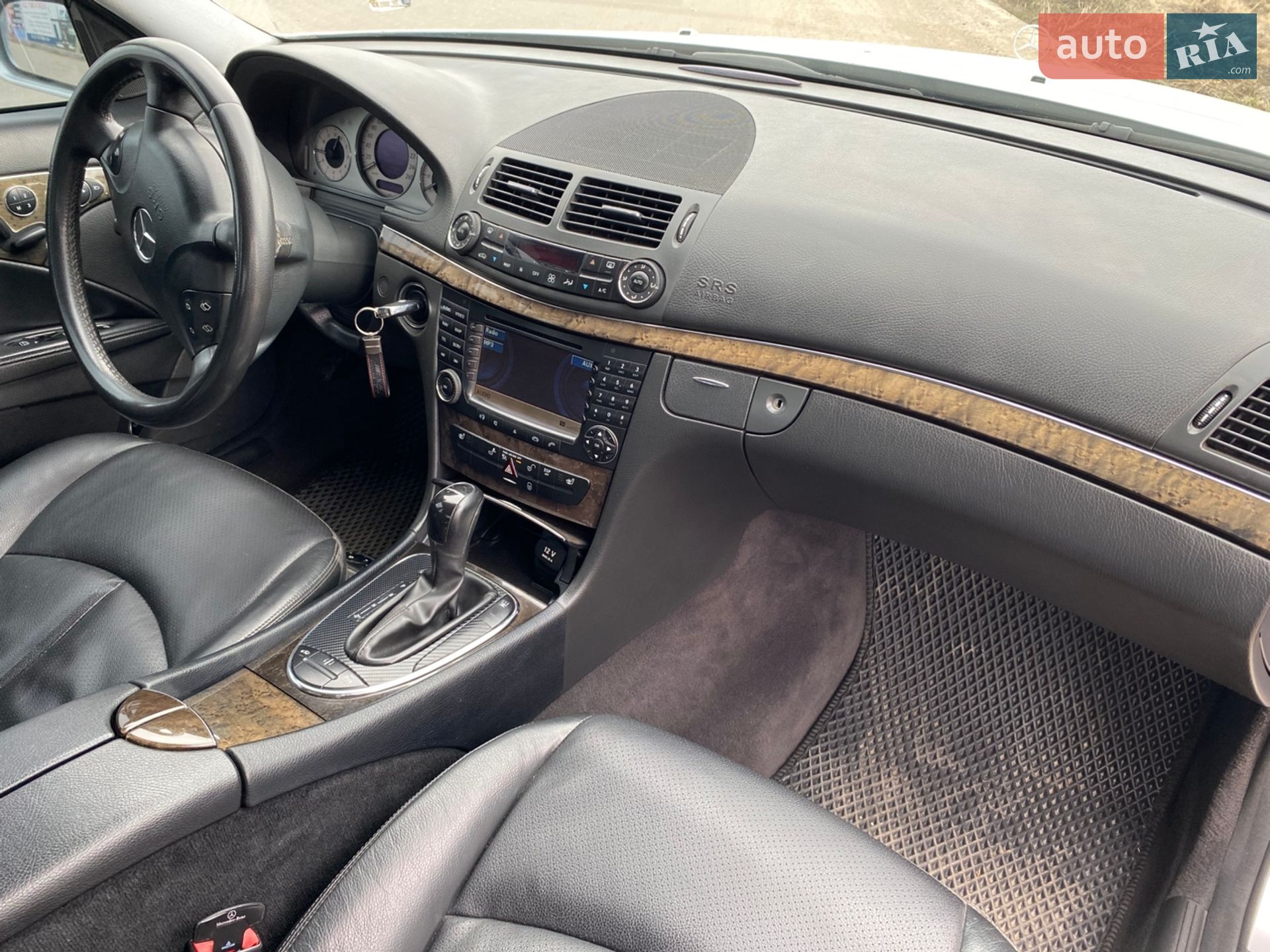Mercedes-Benz E-Class 2005 VIN WDB2110871X190088 фото оголошення 25 з 32