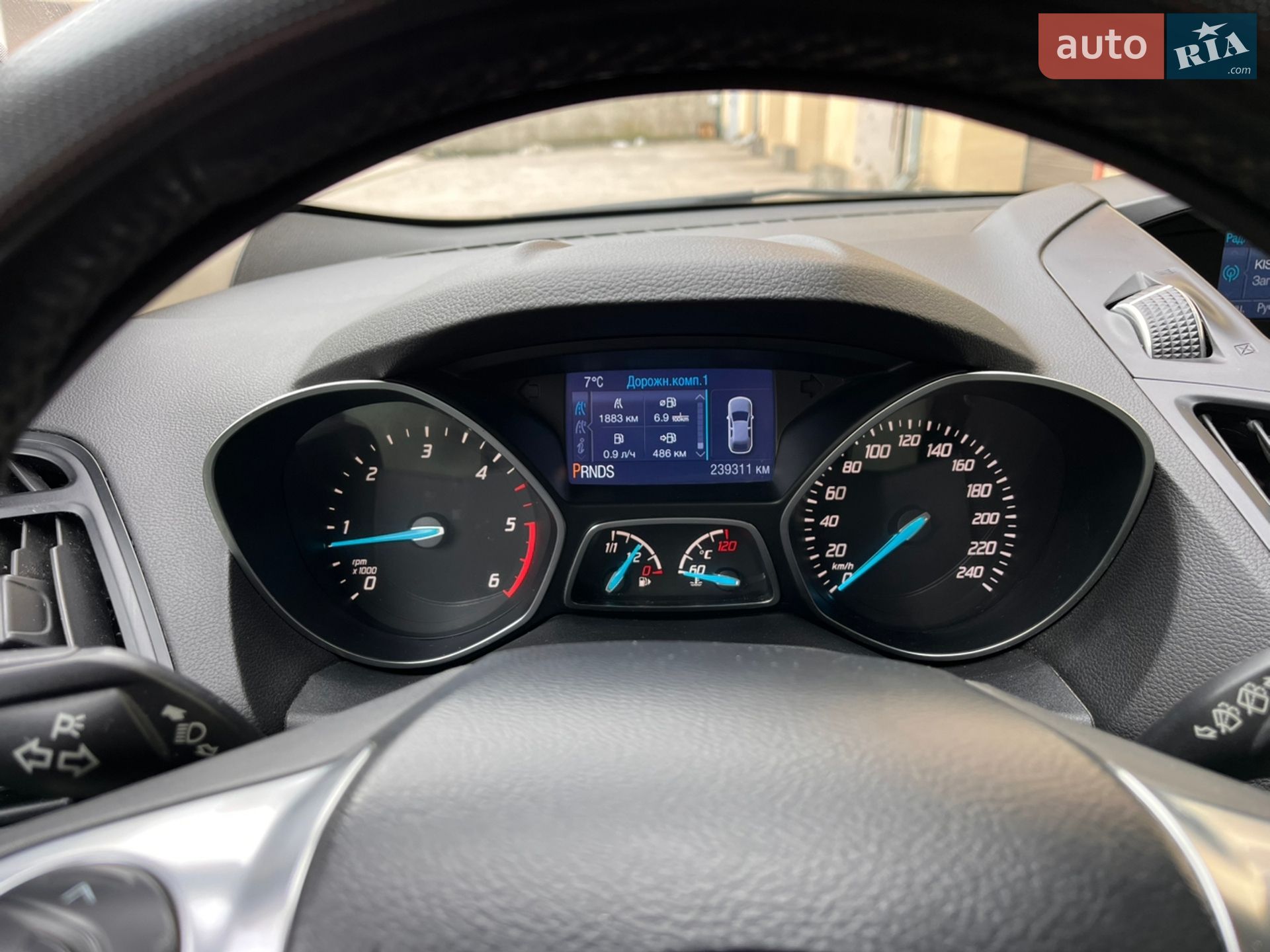 Ford Kuga 2016 VIN WF0AXXWPMAGR69960 фото оголошення 17 з 25