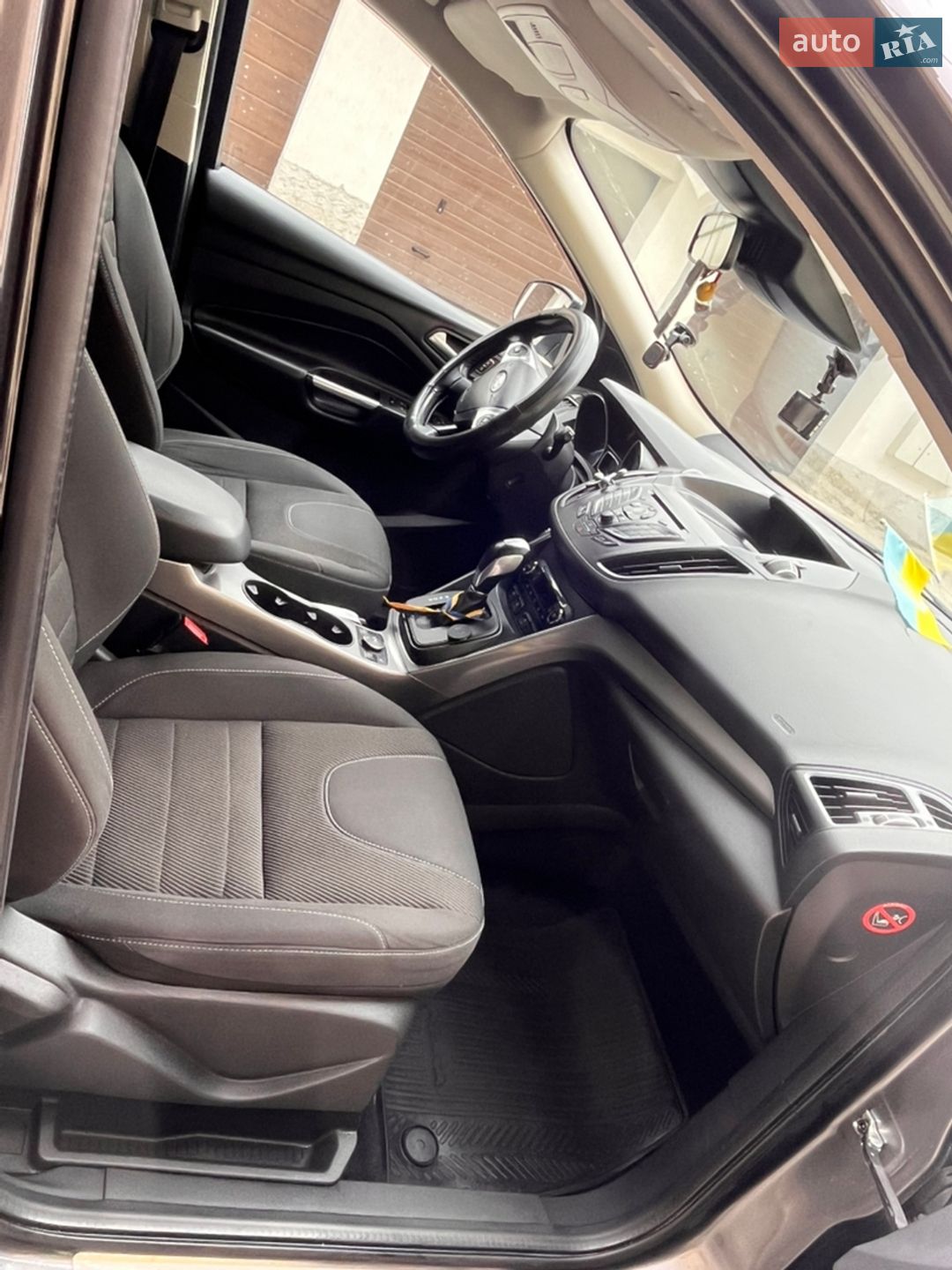 Ford Kuga 2016 VIN WF0AXXWPMAGR69960 фото оголошення 23 з 25