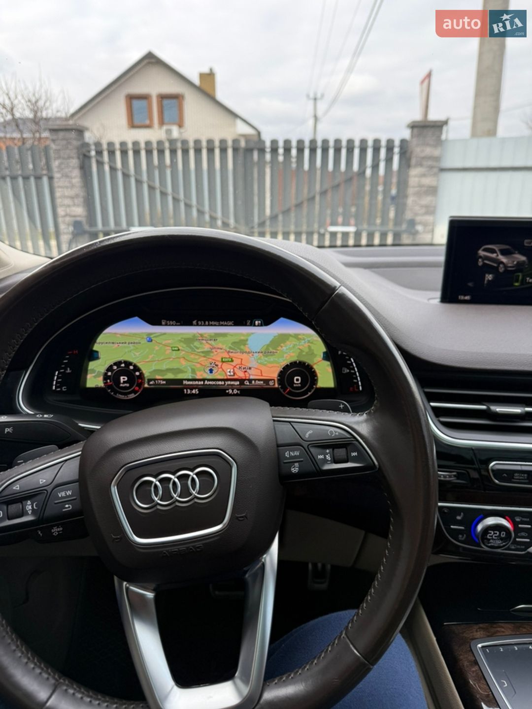Audi Q7 2016 VIN WA1LAAF76HD018165 фото оголошення 11 з 32
