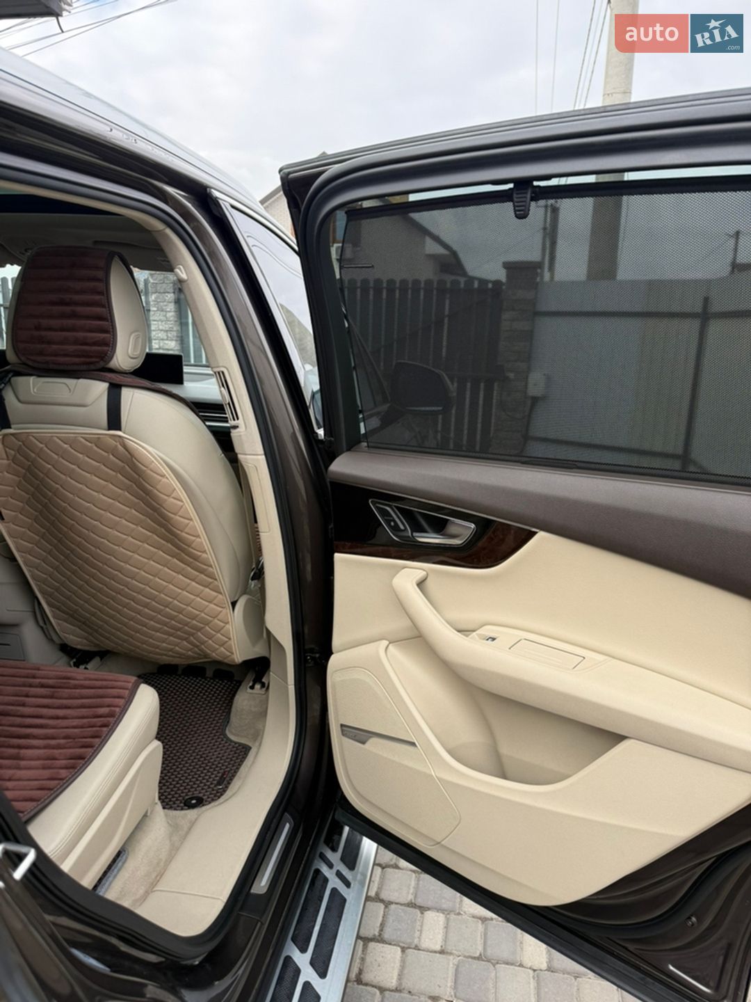 Audi Q7 2016 VIN WA1LAAF76HD018165 фото оголошення 24 з 32