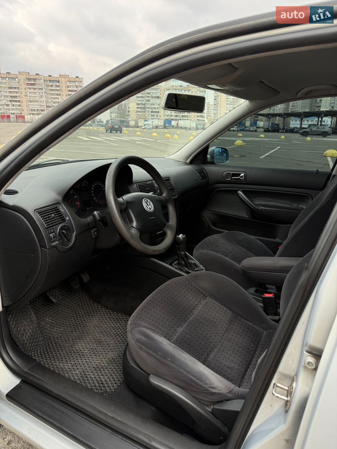 Volkswagen Golf 2000 VIN WVWZZZ1JZYB104324 фото оголошення 10 з 17