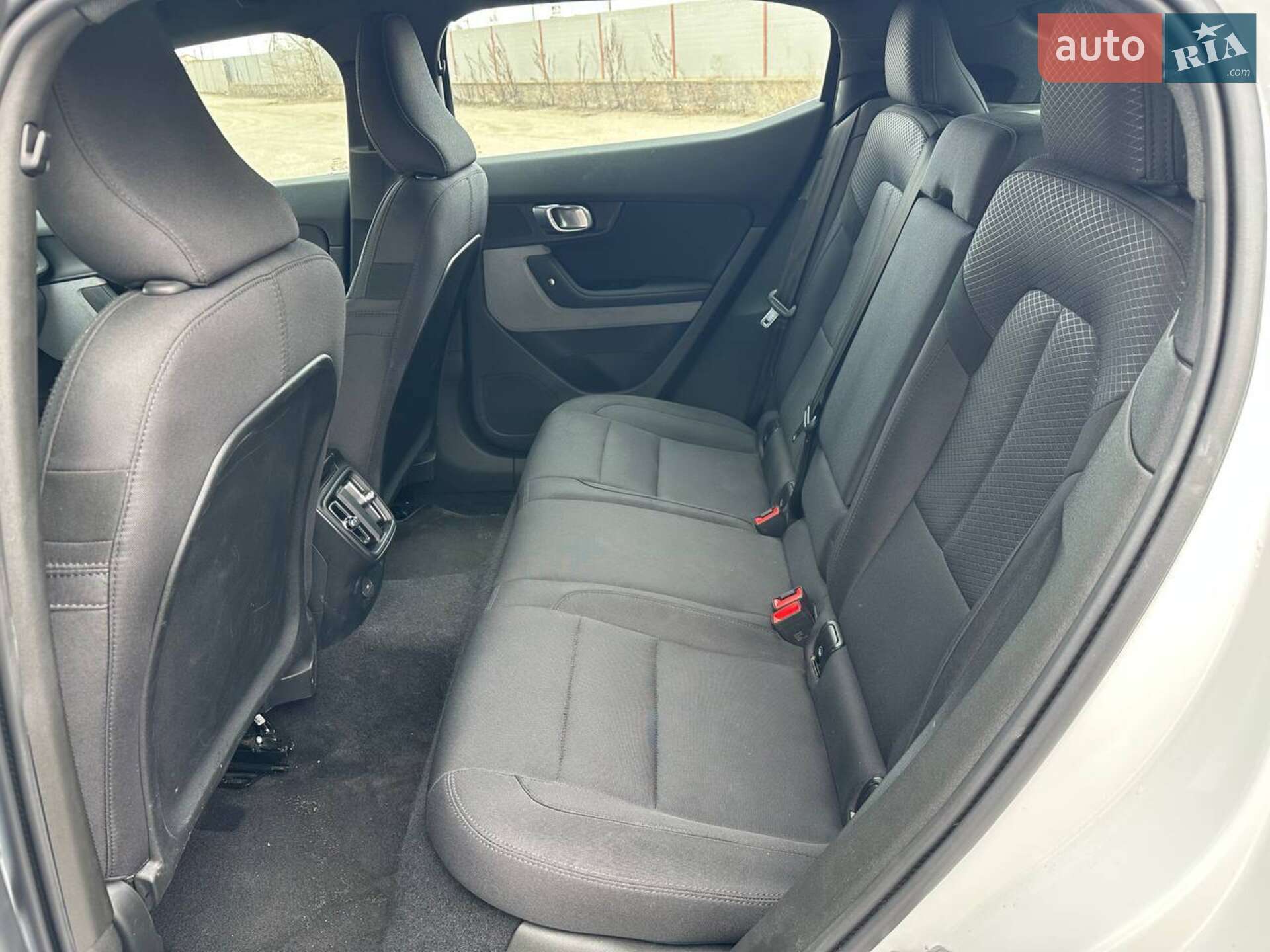 Polestar 2 2023 VIN YSMEG3KA6PL163211 фото оголошення 15 з 24