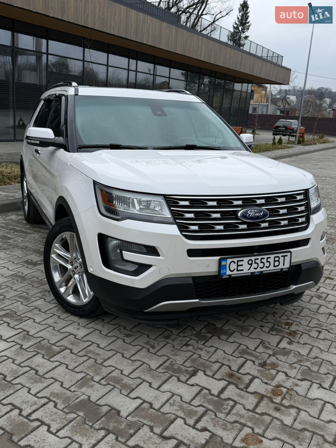 Ford Explorer 2016 VIN 1FM5K8F82HGA99558 фото оголошення 17 з 74