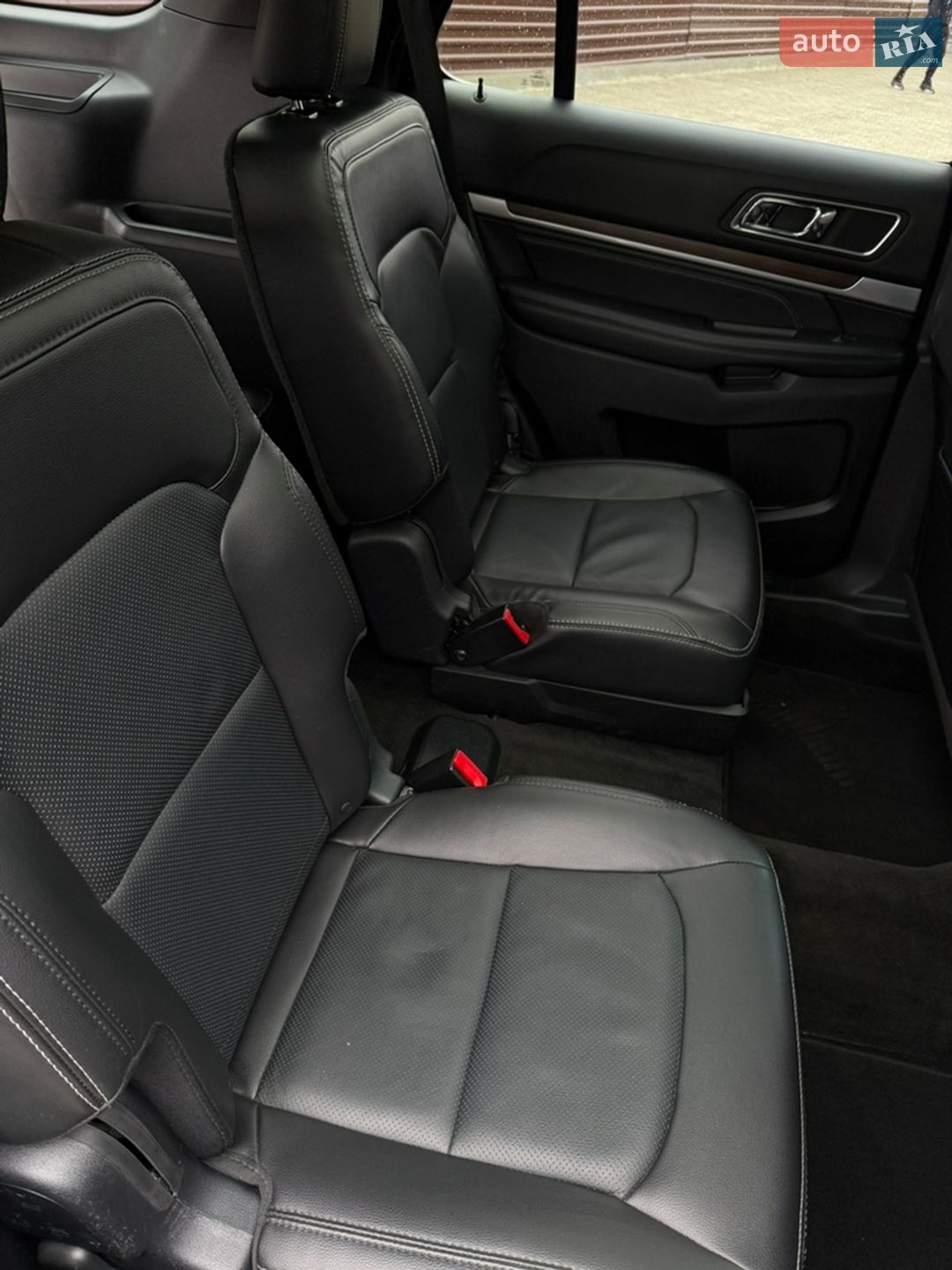 Ford Explorer 2016 VIN 1FM5K8F82HGA99558 фото оголошення 55 з 74