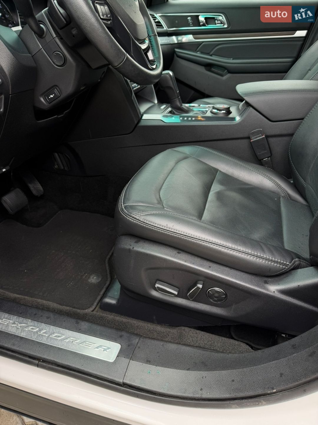 Ford Explorer 2016 VIN 1FM5K8F82HGA99558 фото оголошення 64 з 74