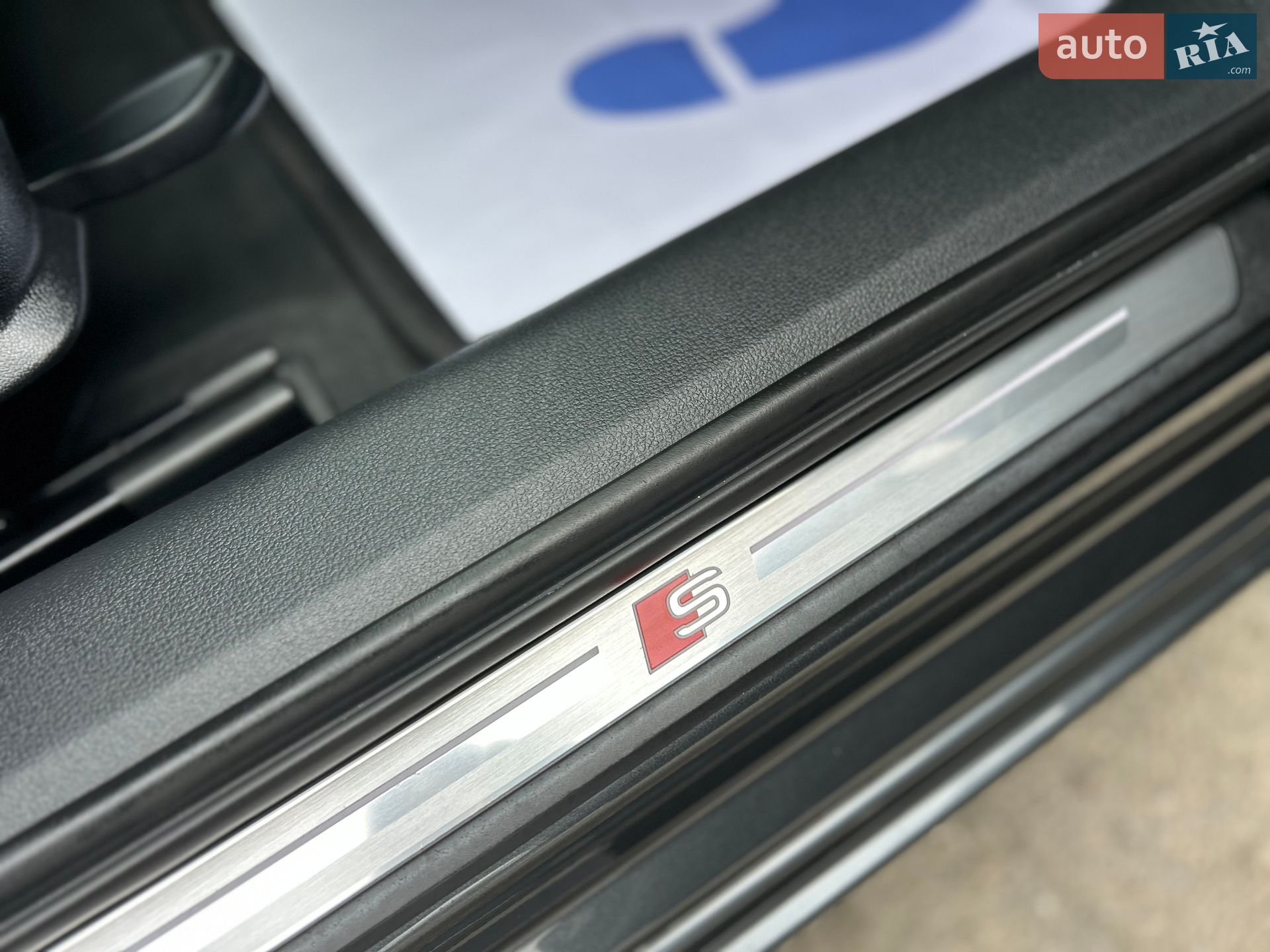 Audi A6 2018 VIN WAUZZZF22KN032672 фото оголошення 32 з 81