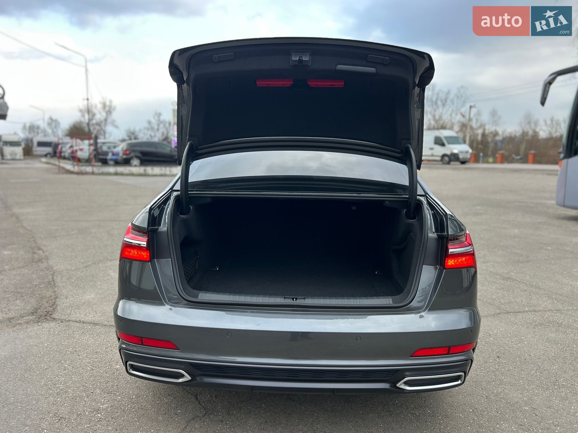Audi A6 2018 VIN WAUZZZF22KN032672 фото оголошення 40 з 81