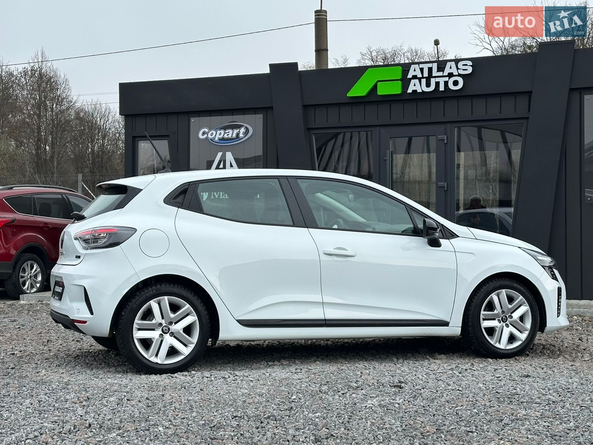 Renault Clio 2024 VIN VF1RJA00272619058 фото оголошення 4 з 28